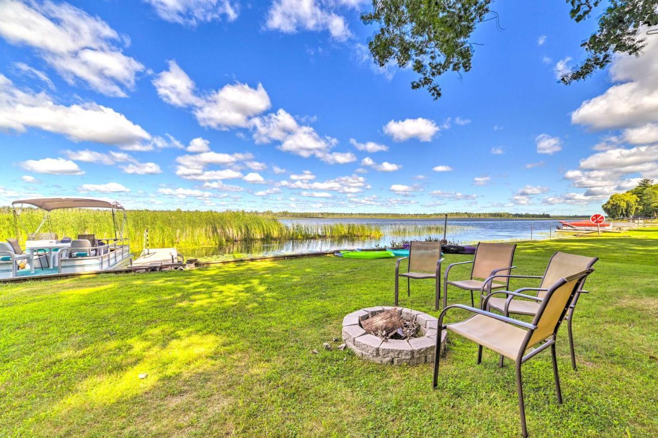 East Tawas Lakefront Getaway With Kayaks And Deck Exterior photo